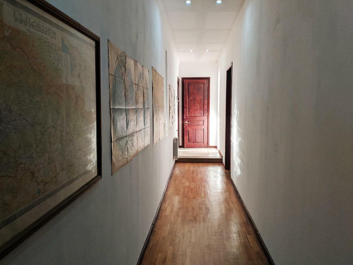 Albergue Diwan Tiflis Exterior foto